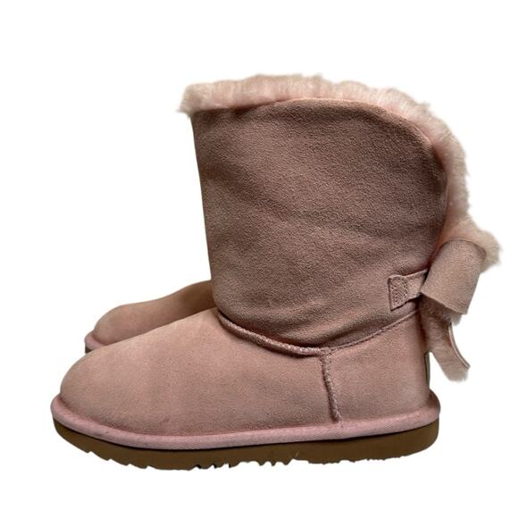 UGG Australia Kids Classic Mini II Cuffed Bow Pink Suede Shearling Boots Girls 4 - Picture 9 of 9